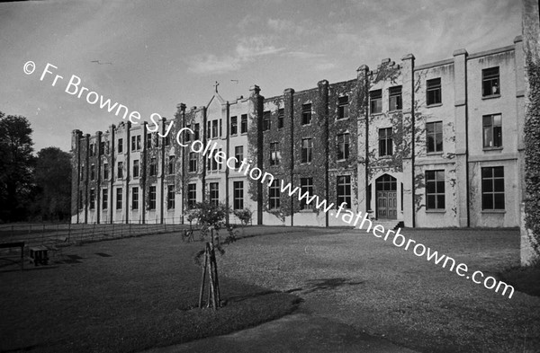 RATHFARNHAM CASTLE EXTERIOR OF JUNIOR'S WING